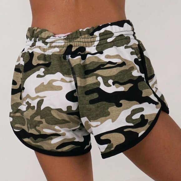 Kids camouflage shorts with drawstring - Picture 2 of 4